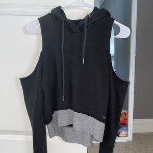 cropped hoodie,cold shoulder cut outs,thumb holes